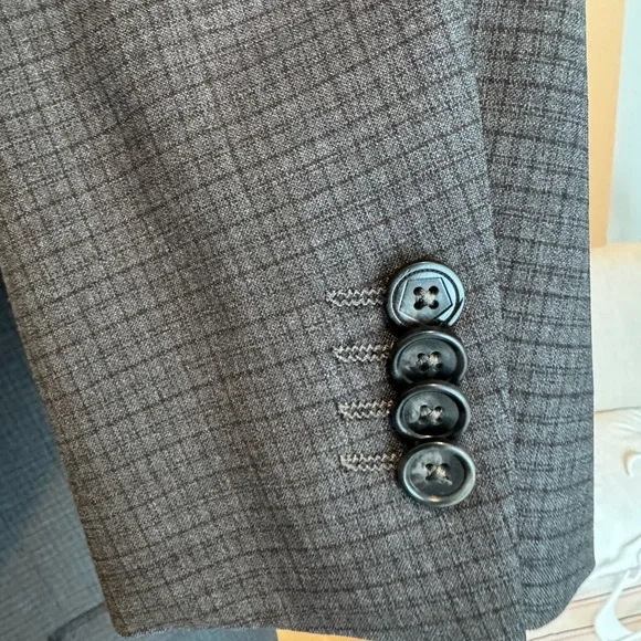 Z Zegna Charcoal Suit - 40R Slim Fit Wool